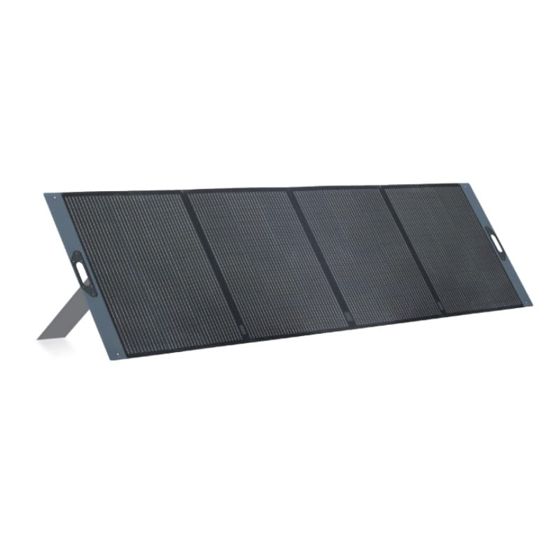 Fully unfolded Sola-E UT-400 400W portable solar panel, displaying 4 high-efficiency SunPower solar cells.