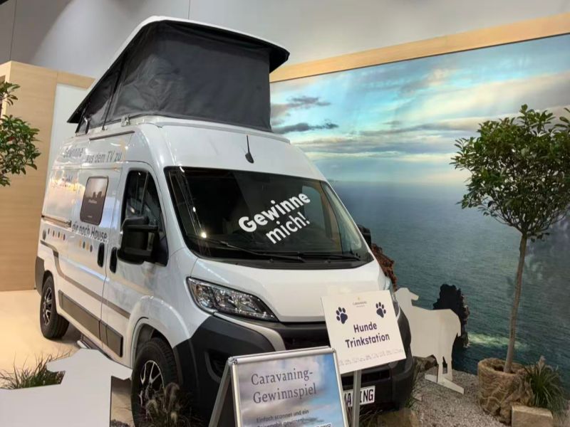 Campervan roof geometry at CARAVAN SALON Düsseldorf 2026
